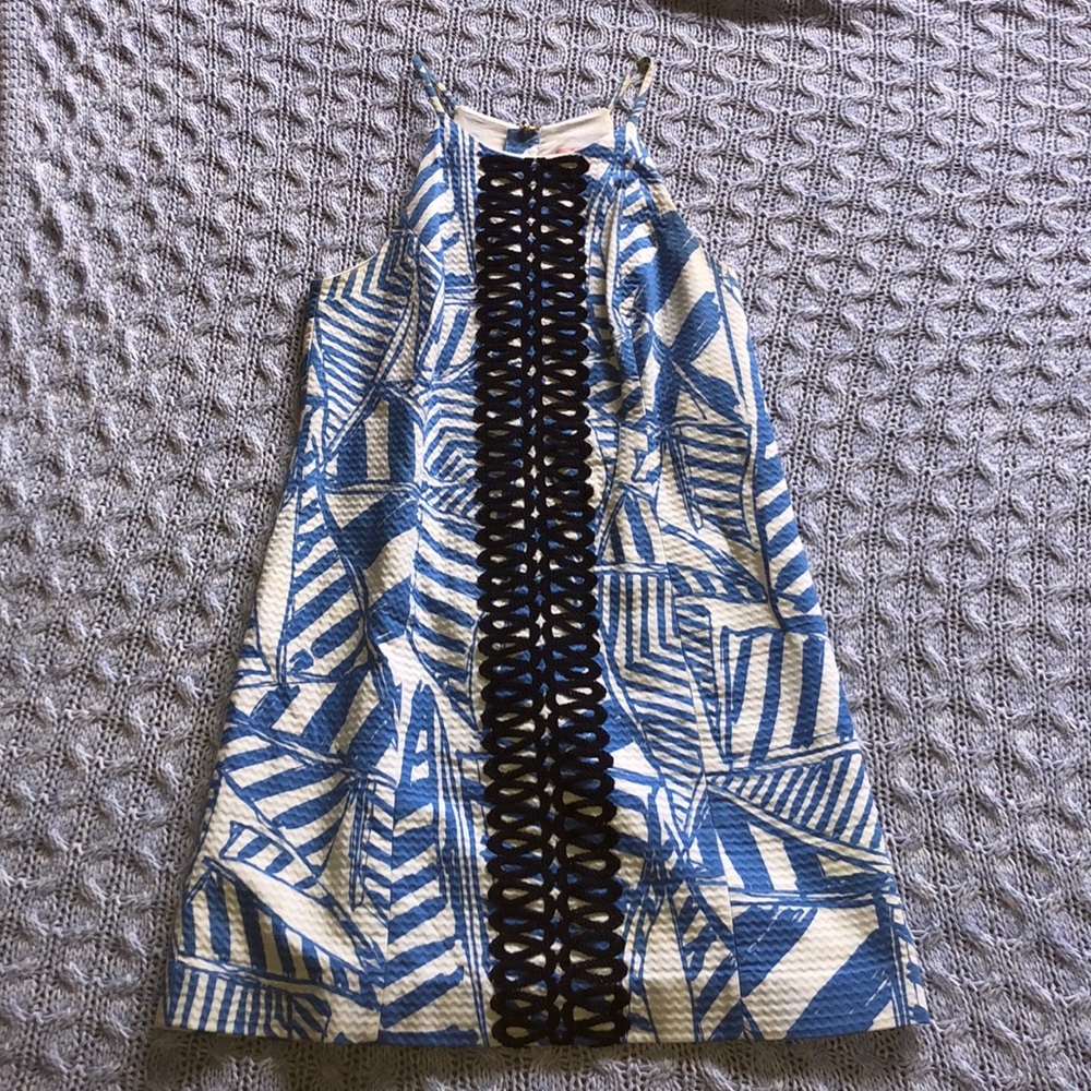 Lilly Pulitzer blue and white shift dress